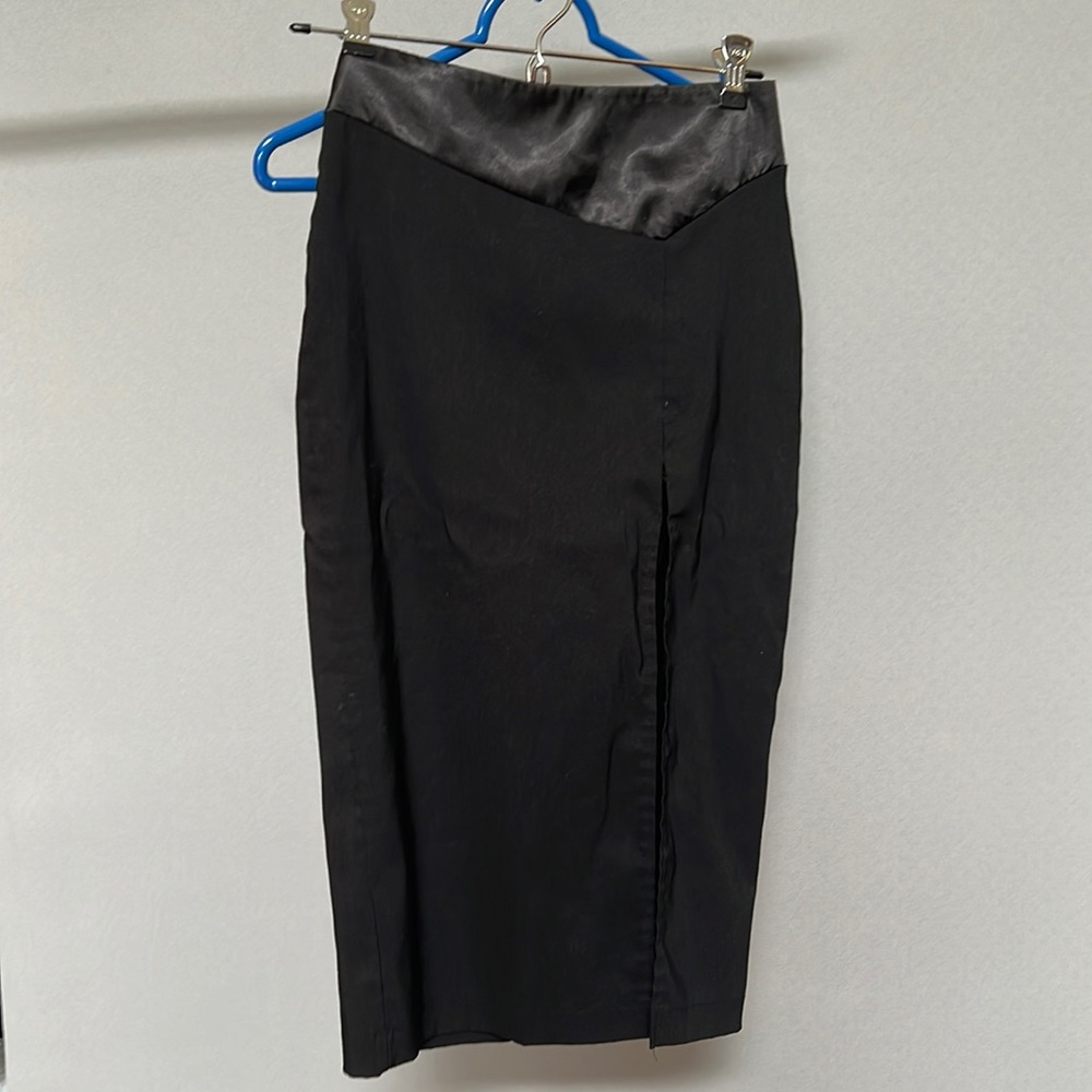 Black Midi Pencil Skirt with Slit